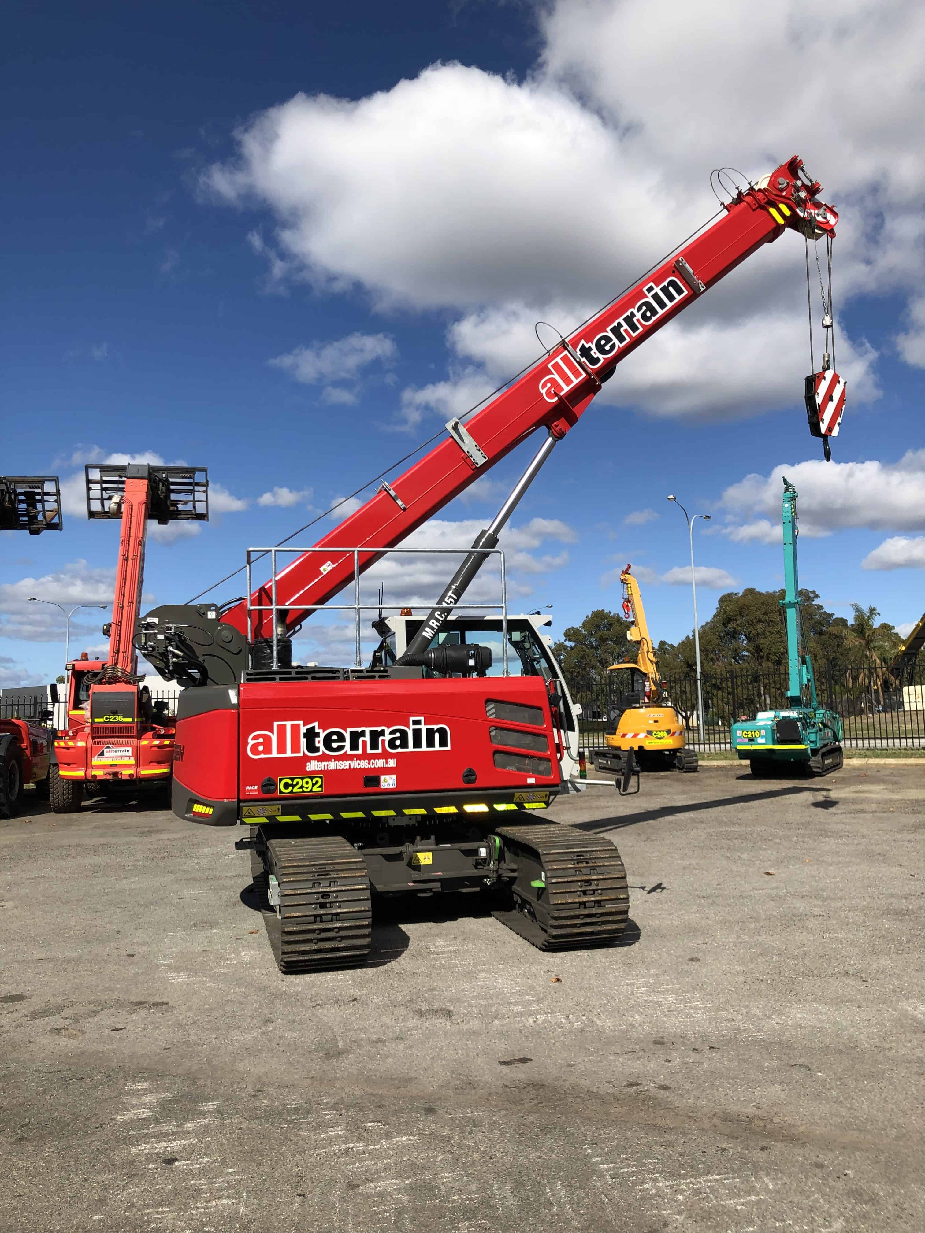 Sennebogen 613 E Crawler Crane For Hire