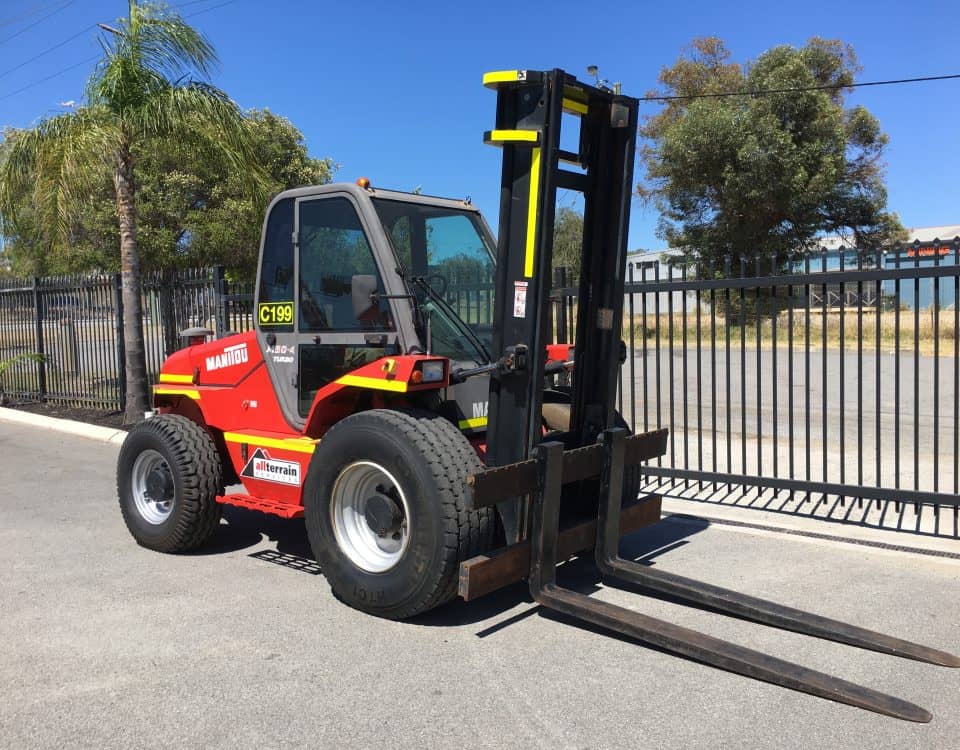 manitou forklift parked in sunlight